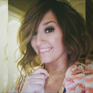 Meet your Posher, Shawna